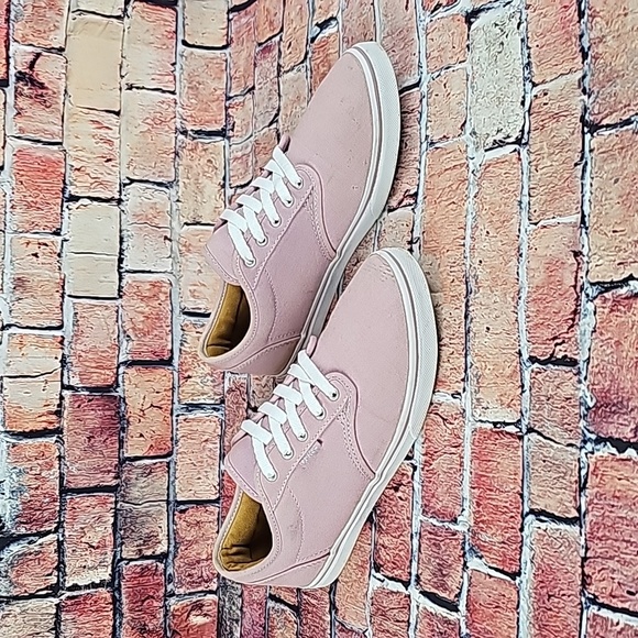VANS LOWTOP SHOES WOMANS SIZE 8 GUC - Picture 2 of 11